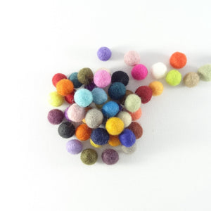 Felted wool balls - 1 cm